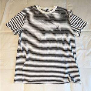 Nautica Shirt Women’s Size M Black & White Striped Short Sleeve Tee 100% Cotton